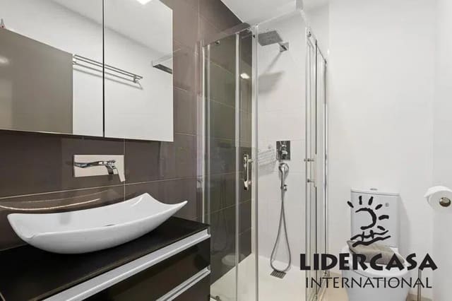 Apartamento para venda em Torre de la Horadada, Pilar de la Horadada com piscina - 249 000 € (Ref: 9473257)