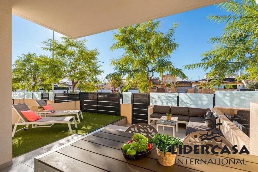 Apartamento para venda em Torre de la Horadada com piscina - 249 000 € (Ref: 9473257)