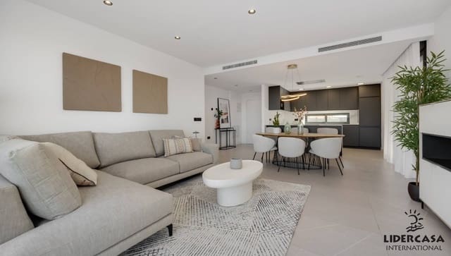3 makuuhuone Rivitalo myytävänä paikassa Parque Acuático - Sector 25, Torrevieja mukana uima-altaan 
autotalli - 595 000 € (Ref: 9473258)