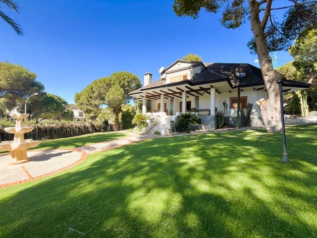 7 chambre Villa/Maison à vendre à Campoamor, Orihuela avec piscine garage - 1 600 000 € (Ref: 9473261)