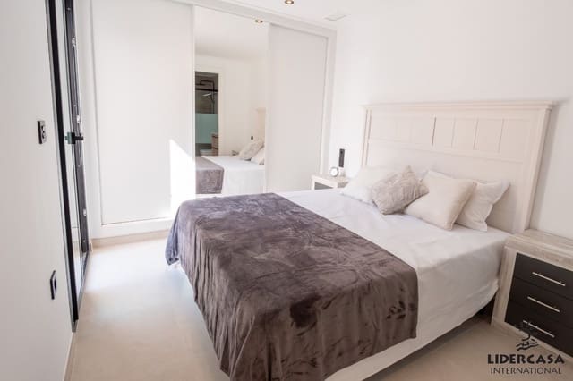 3 quarto Moradia em Banda para venda em San Fulgencio com piscina garagem - 392 000 € (Ref: 9473267)