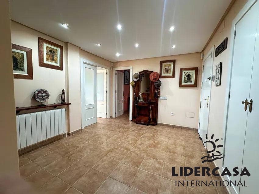 6 quarto Moradia para venda em Churra com piscina garagem - 825 000 € (Ref: 9473268)