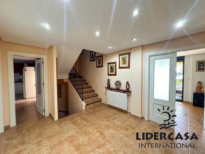 6 quarto Moradia para venda em Churra com piscina garagem - 825 000 € (Ref: 9473268)