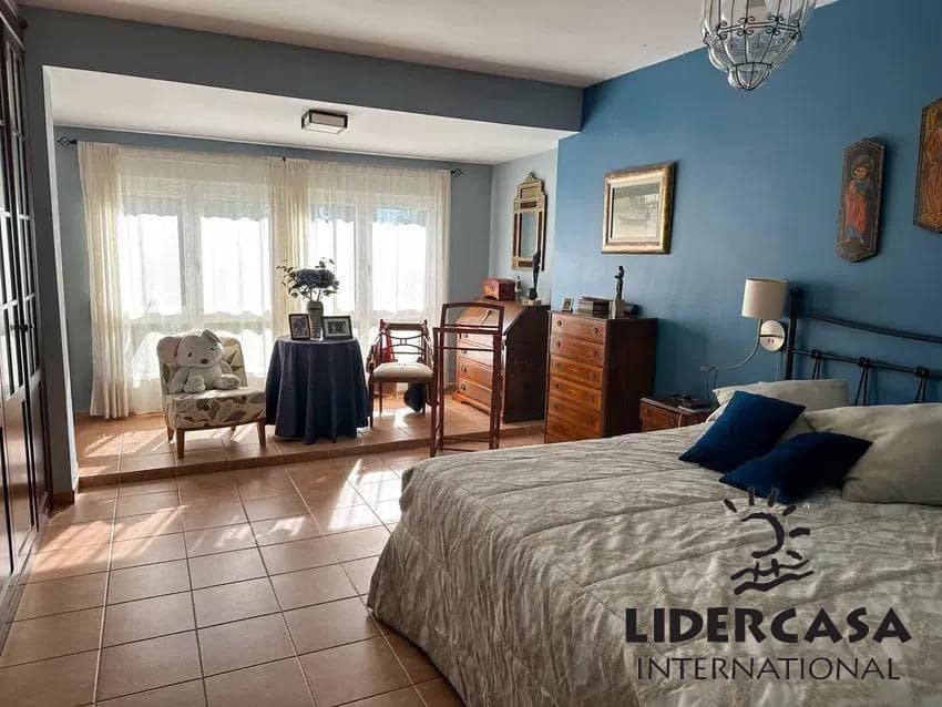 6 quarto Moradia para venda em Churra com piscina garagem - 825 000 € (Ref: 9473268)