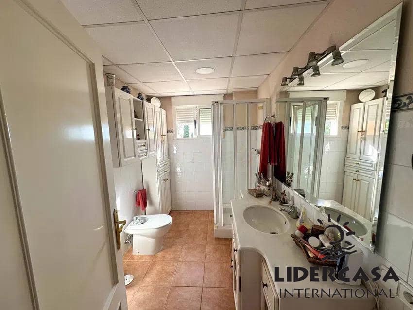 6 quarto Moradia para venda em Churra com piscina garagem - 825 000 € (Ref: 9473268)