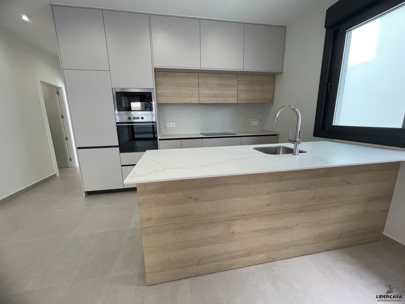 3 soveværelse Rækkehus til salg i Heredades med swimmingpool garage - € 359.900 (Ref: 9534896)