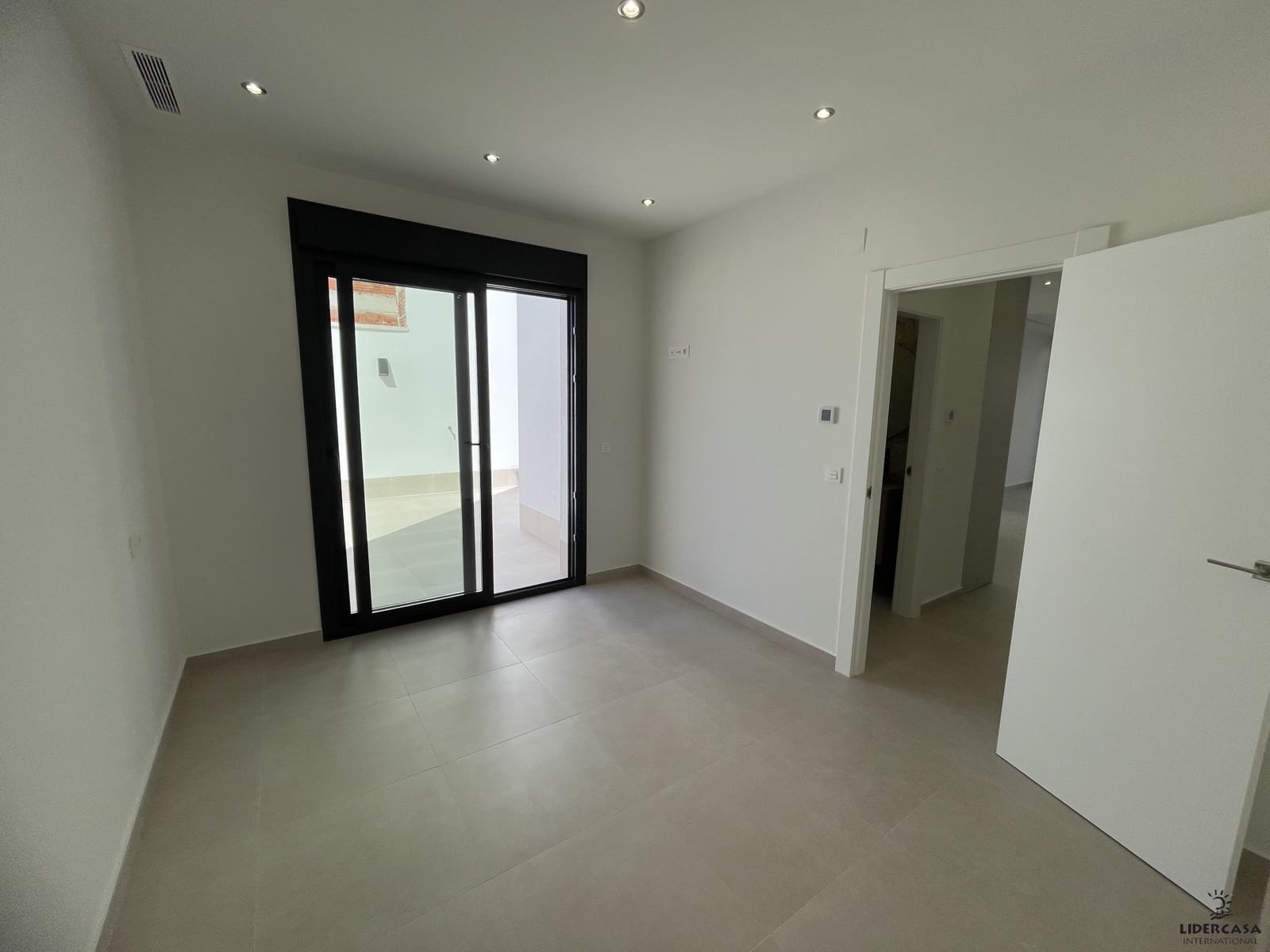 3 soveværelse Rækkehus til salg i Heredades med swimmingpool garage - € 359.900 (Ref: 9534896)