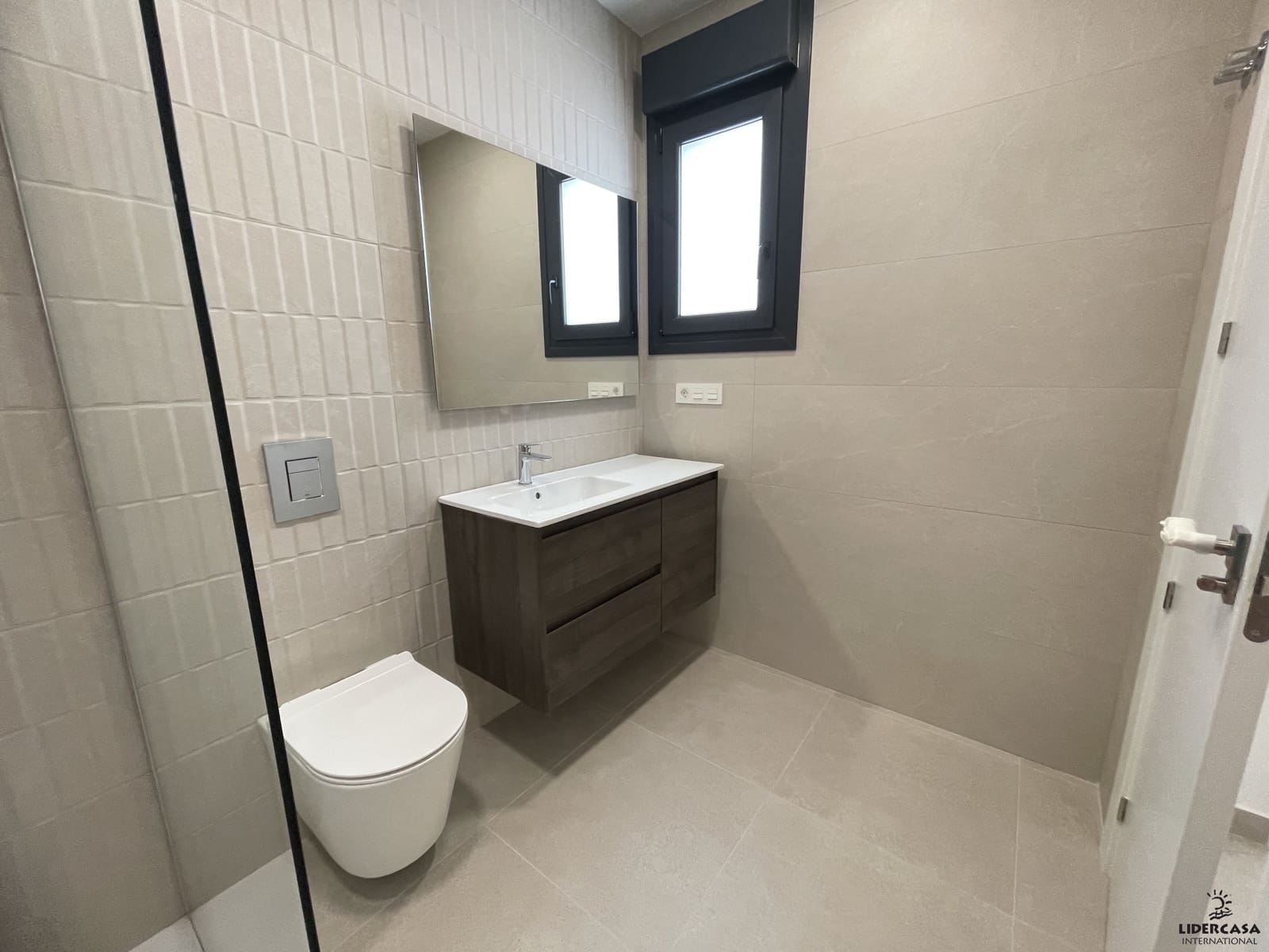 3 soveværelse Rækkehus til salg i Heredades med swimmingpool garage - € 359.900 (Ref: 9534896)