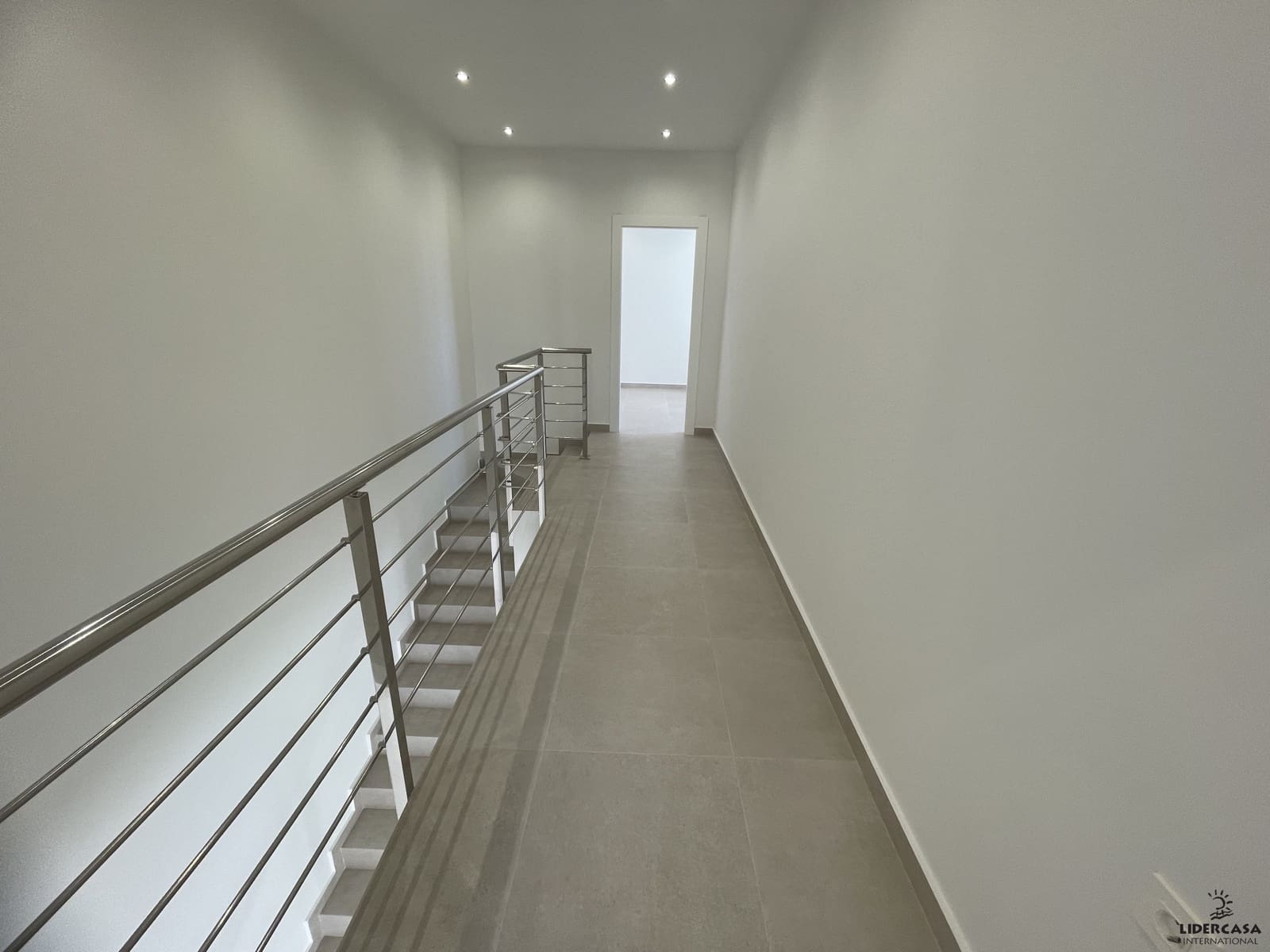 3 soveværelse Rækkehus til salg i Heredades med swimmingpool garage - € 359.900 (Ref: 9534896)