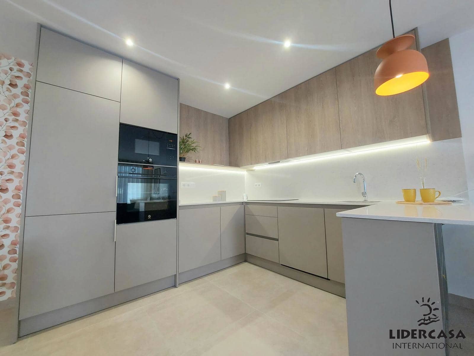 3 quarto Moradia em Banda para venda em San Pedro del Pinatar com piscina - 419 900 € (Ref: 9534897)