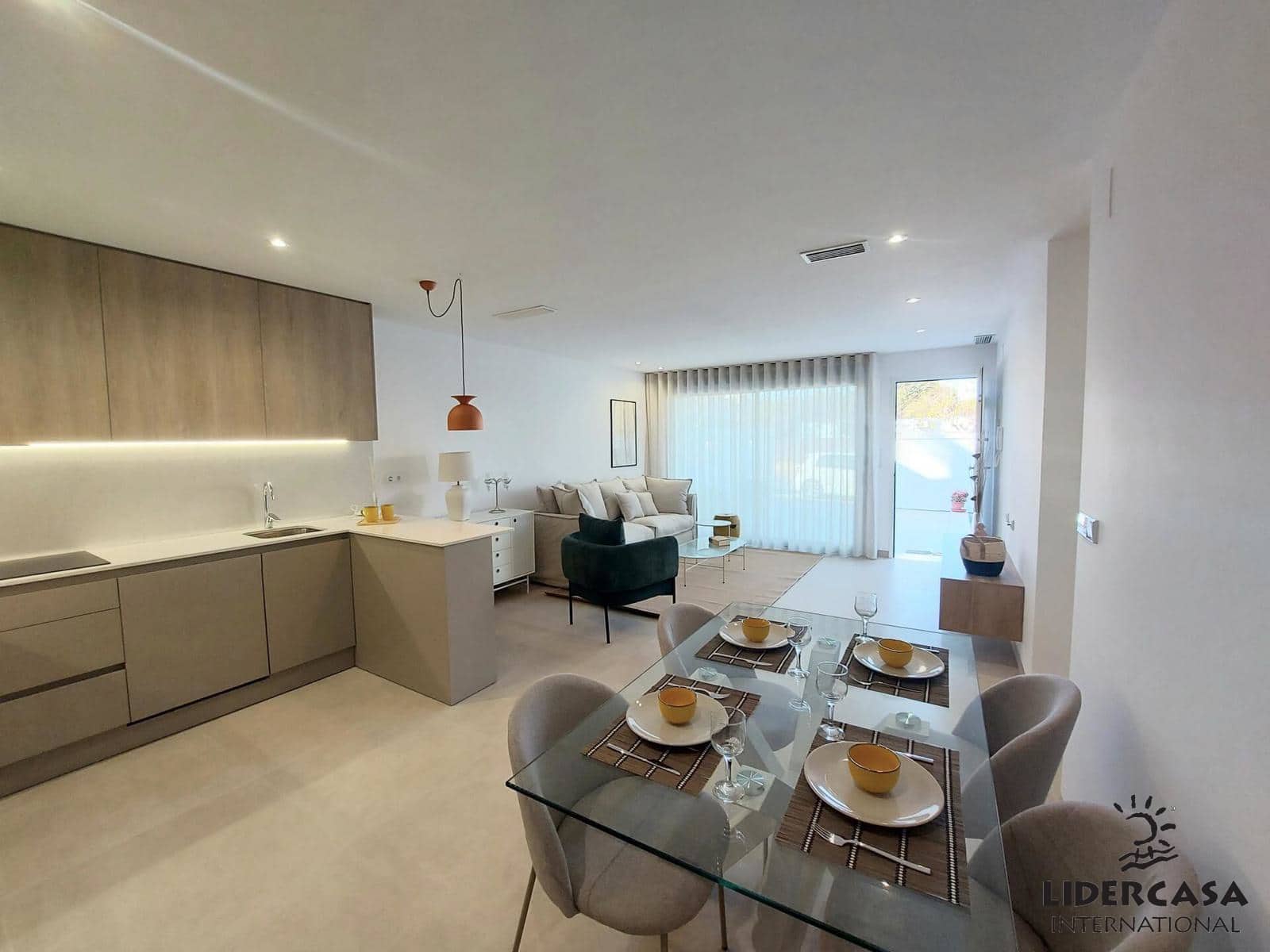 3 quarto Moradia em Banda para venda em San Pedro del Pinatar com piscina - 419 900 € (Ref: 9534897)