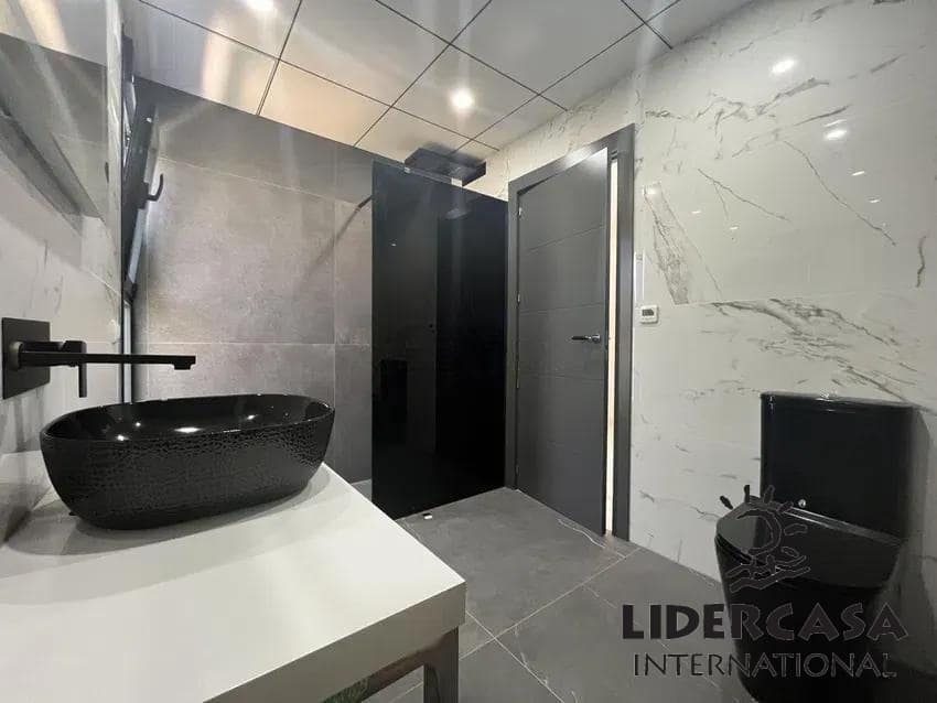 4 quarto Moradia para venda em Dehesa de Campoamor com piscina garagem - 985 000 € (Ref: 9534898)