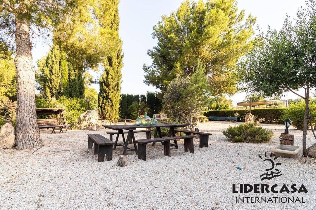 Chalet de 4 habitaciones en Mula en venta con piscina garaje - 435.000 € (Ref: 9534899)