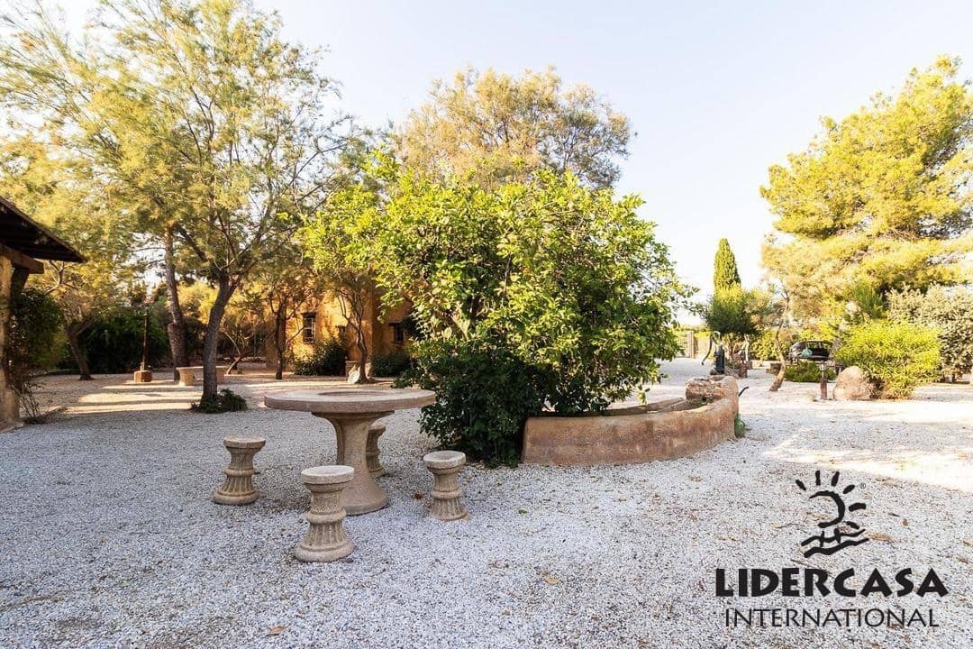 Chalet de 4 habitaciones en Mula en venta con piscina garaje - 435.000 € (Ref: 9534899)