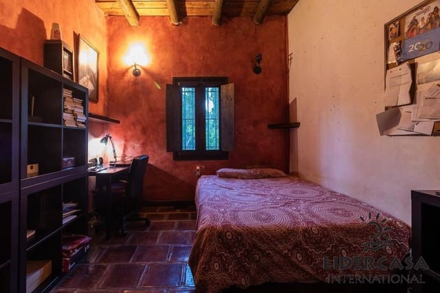 Chalet de 4 habitaciones en Mula en venta con piscina garaje - 435.000 € (Ref: 9534899)