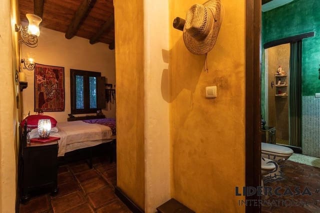 Chalet de 4 habitaciones en Mula en venta con piscina garaje - 435.000 € (Ref: 9534899)