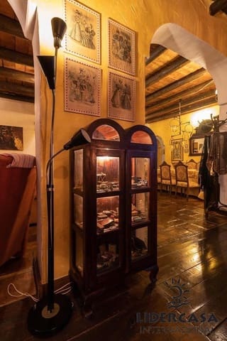 Chalet de 4 habitaciones en Mula en venta con piscina garaje - 435.000 € (Ref: 9534899)