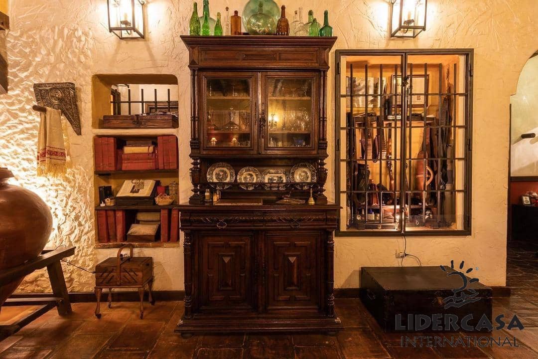 Chalet de 4 habitaciones en Mula en venta con piscina garaje - 435.000 € (Ref: 9534899)