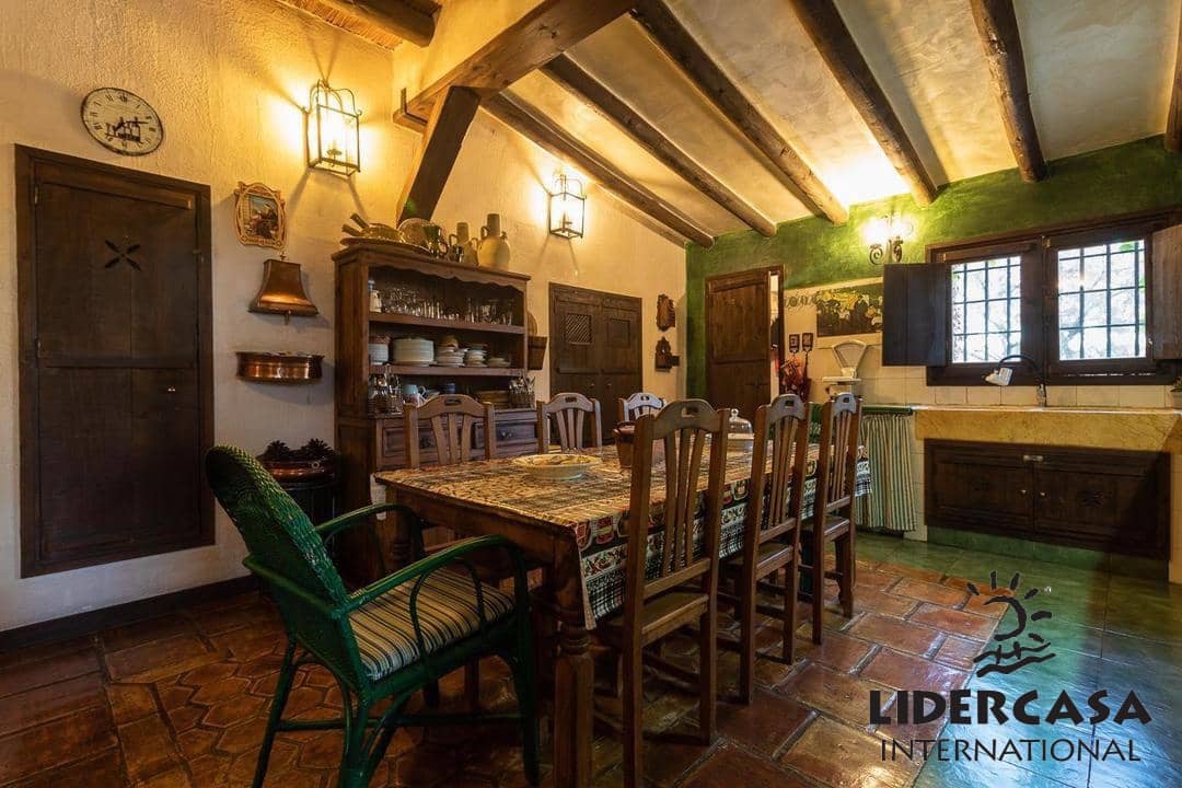 Chalet de 4 habitaciones en Mula en venta con piscina garaje - 435.000 € (Ref: 9534899)