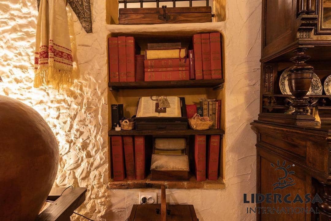 Chalet de 4 habitaciones en Mula en venta con piscina garaje - 435.000 € (Ref: 9534899)