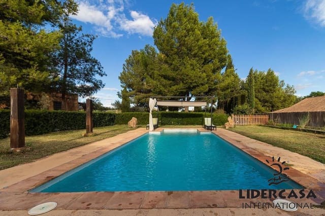 Chalet de 4 habitaciones en Mula en venta con piscina garaje - 435.000 € (Ref: 9534899)