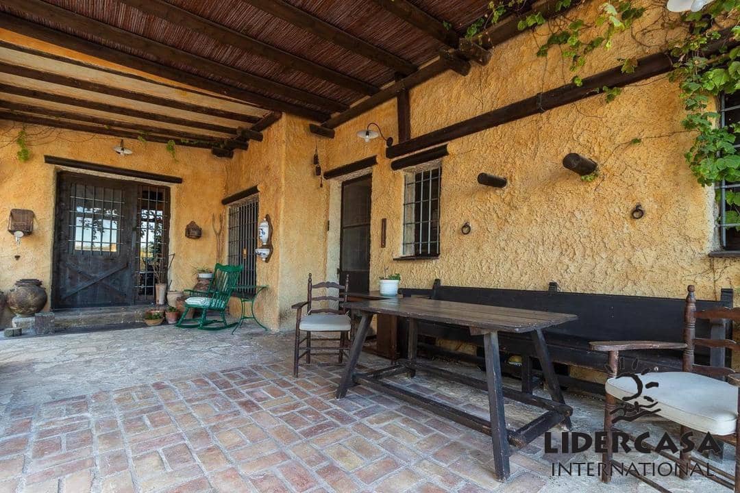 Chalet de 4 habitaciones en Mula en venta con piscina garaje - 435.000 € (Ref: 9534899)