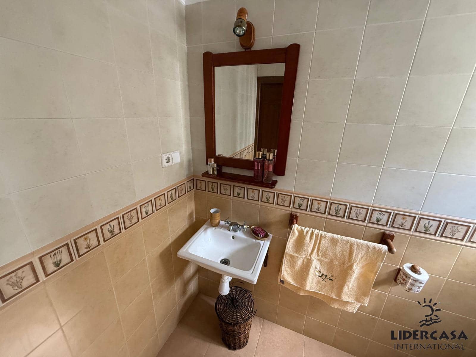 6 camera da letto Villetta a Schiera in vendita in Calasparra - 140.000 € (Rif: 9534902)