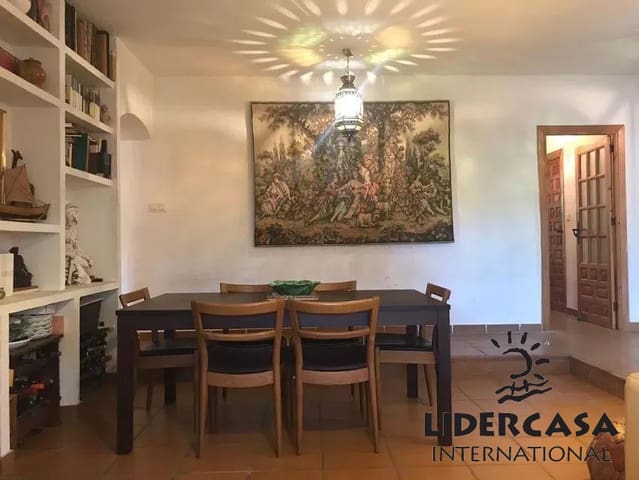 4 quarto Moradia para venda em Dehesa de Campoamor, Orihuela com garagem - 475 000 € (Ref: 9576894)