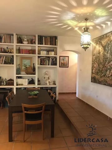 4 quarto Moradia para venda em Dehesa de Campoamor, Orihuela com garagem - 475 000 € (Ref: 9576894)