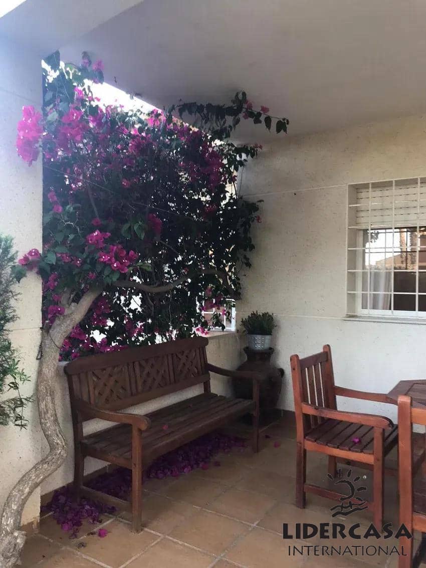 4 slaapkamer Villa te koop in Orihuela met garage - € 475.000 (Ref: 9576894)