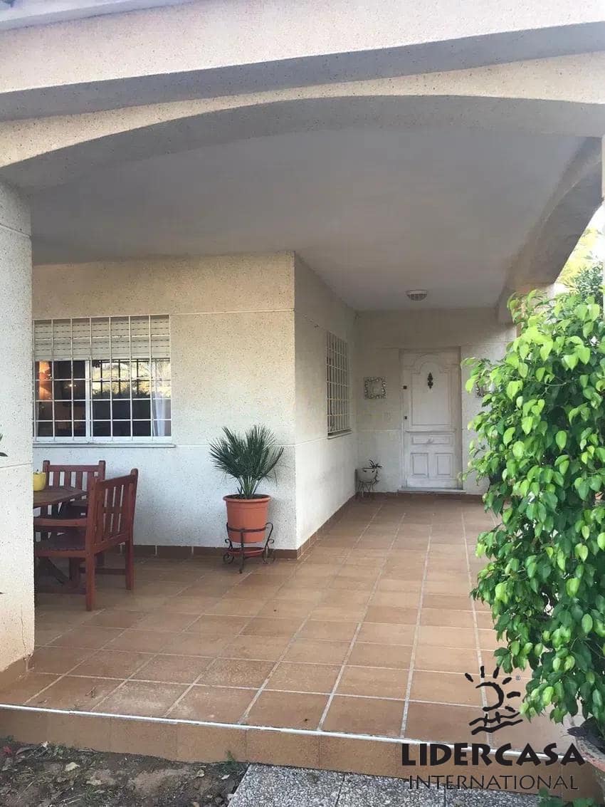 4 slaapkamer Villa te koop in Orihuela met garage - € 475.000 (Ref: 9576894)