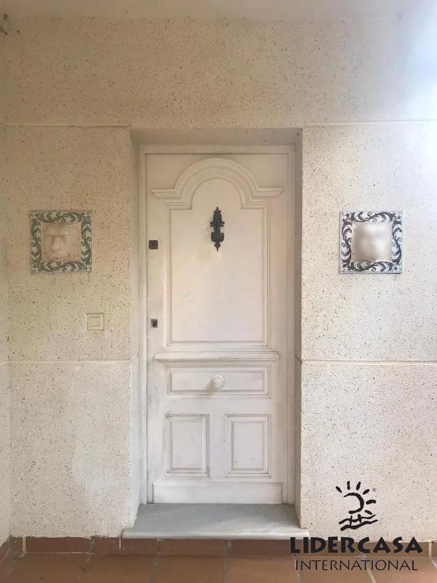 4 slaapkamer Villa te koop in Orihuela met garage - € 475.000 (Ref: 9576894)