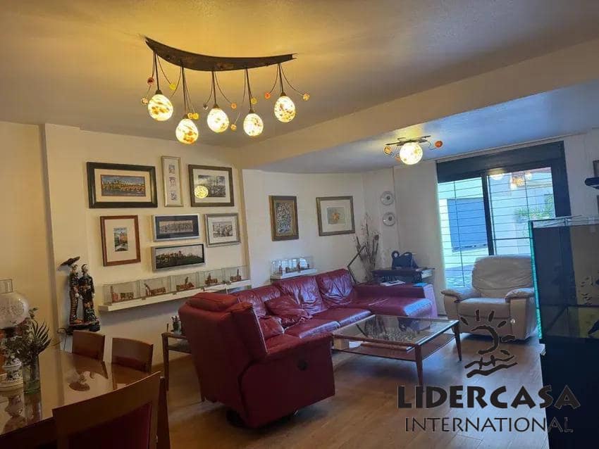 3 slaapkamer Flat te koop in Murcia stad met zwembad garage - € 390.000 (Ref: 9576898)