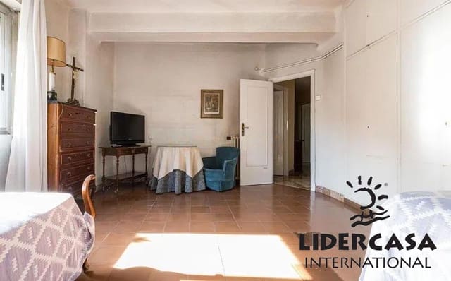 6 makuuhuone Asunto myytävänä paikassa Vista Alegre, Murcia kaupunki mukana 
autotalli - 425 000 € (Ref: 9576899)