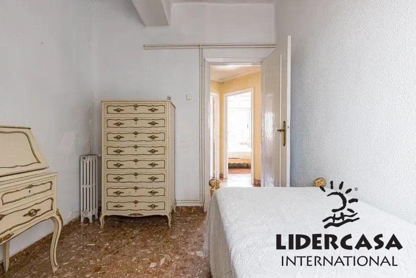 6 slaapkamer Flat te koop in Murcia stad met garage - € 425.000 (Ref: 9576899)