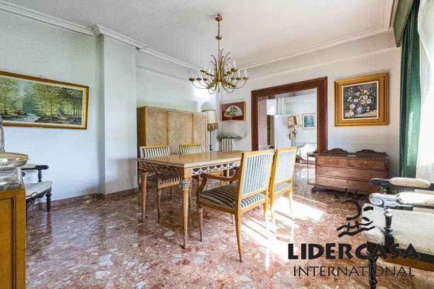 6 slaapkamer Flat te koop in Murcia stad met garage - € 425.000 (Ref: 9576899)