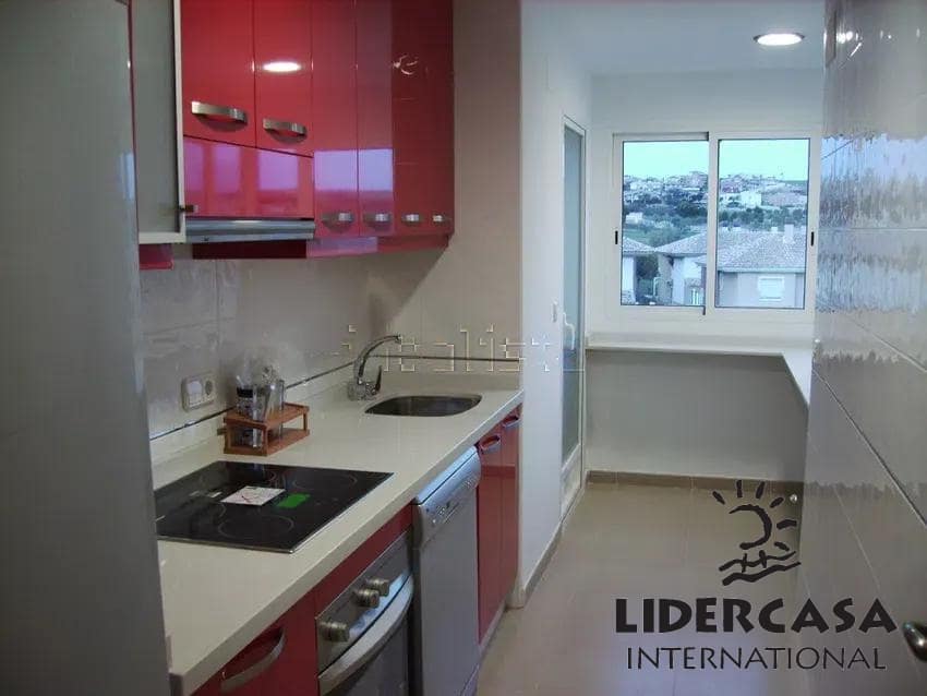 2 makuuhuone Huoneisto myytävänä paikassa Altorreal mukana uima-altaan 
autotalli - 223 900 € (Ref: 9576903)