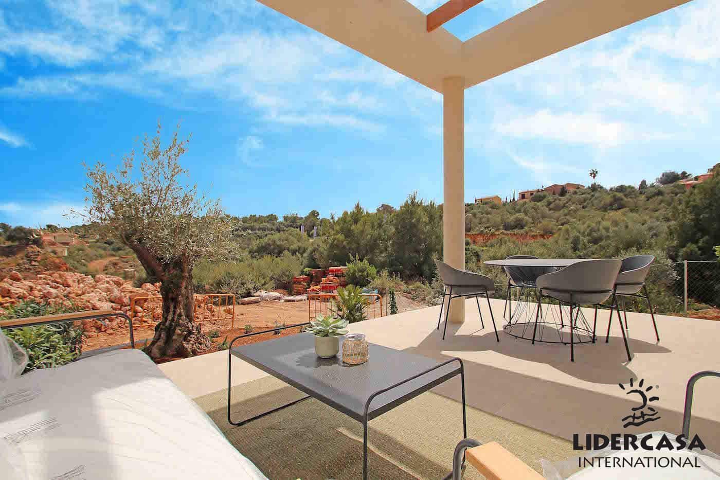 2 makuuhuone Huvila myytävänä paikassa Cala Anguila mukana uima-altaan 
autotalli - 388 000 € (Ref: 9576906)