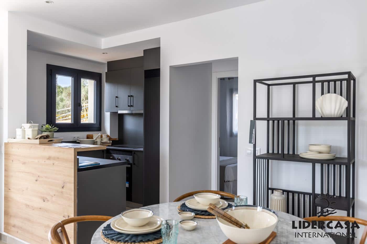 2 makuuhuone Huvila myytävänä paikassa Cala Anguila mukana uima-altaan 
autotalli - 388 000 € (Ref: 9576906)