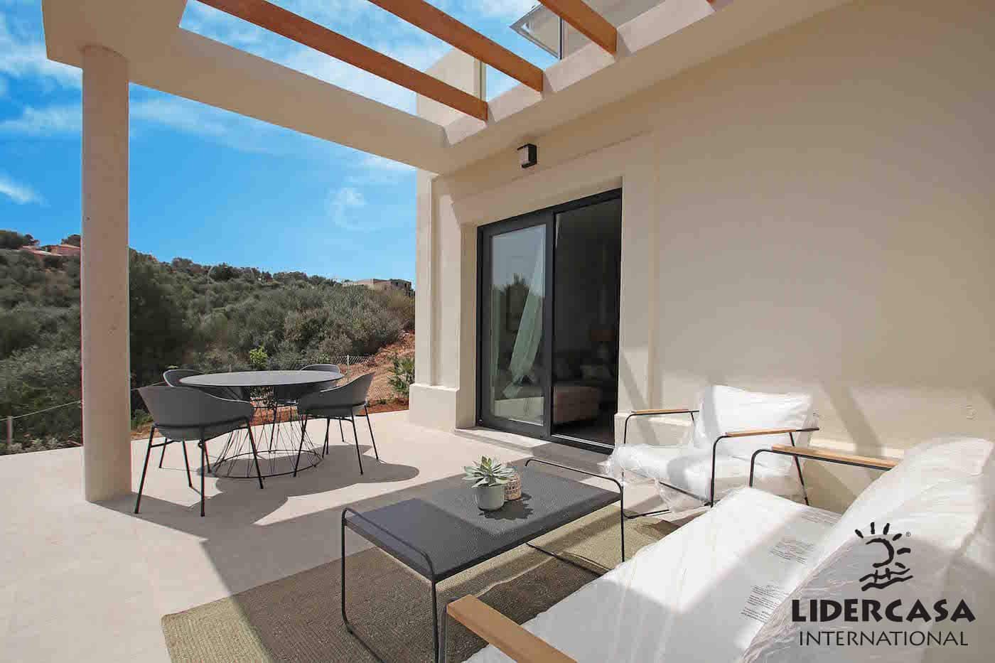 2 makuuhuone Huvila myytävänä paikassa Cala Anguila mukana uima-altaan 
autotalli - 388 000 € (Ref: 9576906)