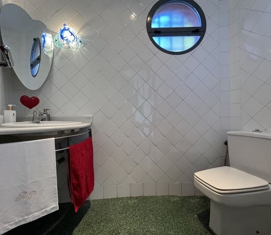 4 makuuhuone Huvila myytävänä paikassa Dehesa de Campoamor, Orihuela mukana uima-altaan 
autotalli - 1 839 000 € (Ref: 9576907)