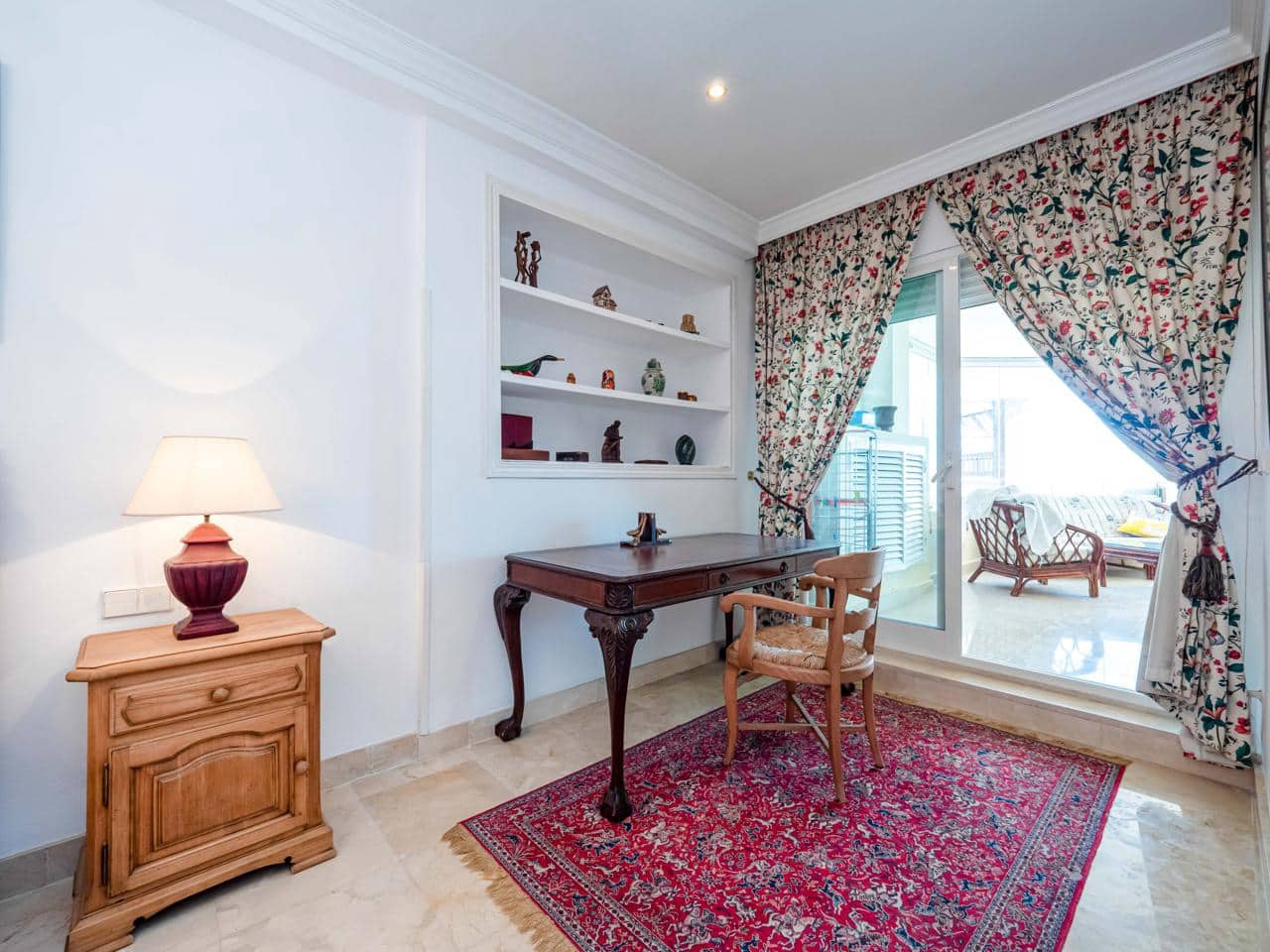 2 bedroom Flat for sale in Marbella with pool garage - € 1,575,000 (Ref: 7468623)