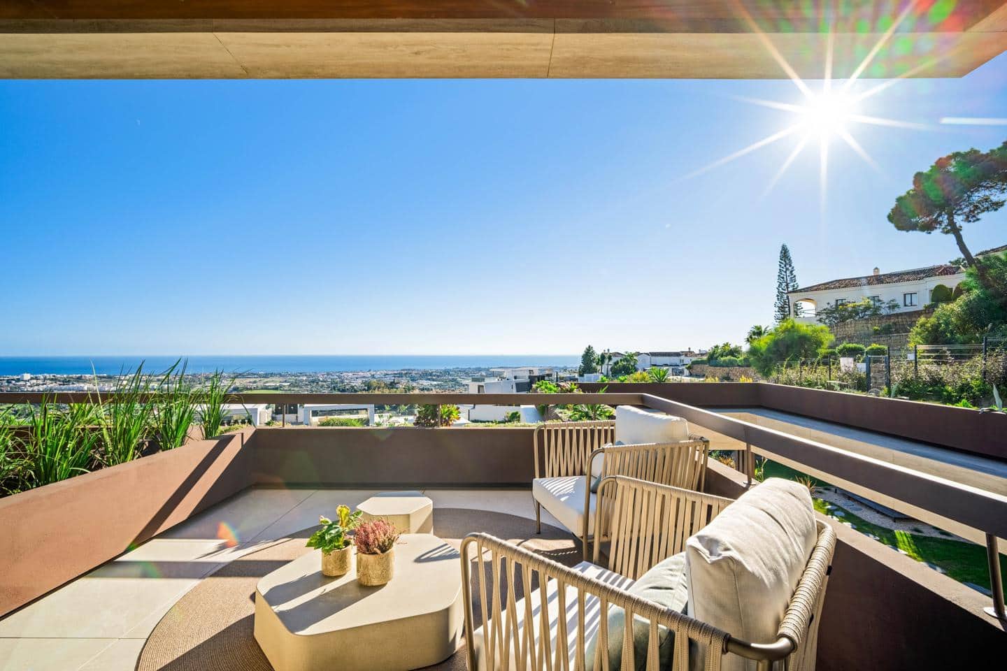 6 soverom Villa til salgs i Benahavis med svømmebasseng garasje - € 6 895 000 (Ref: 8859904)