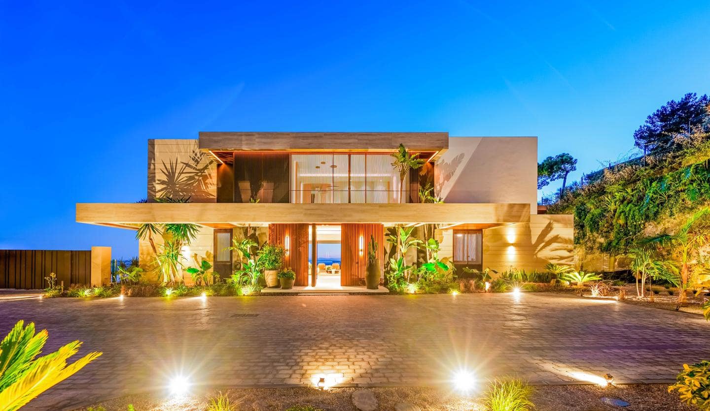 6 soverom Villa til salgs i Benahavis med svømmebasseng garasje - € 6 895 000 (Ref: 8859904)