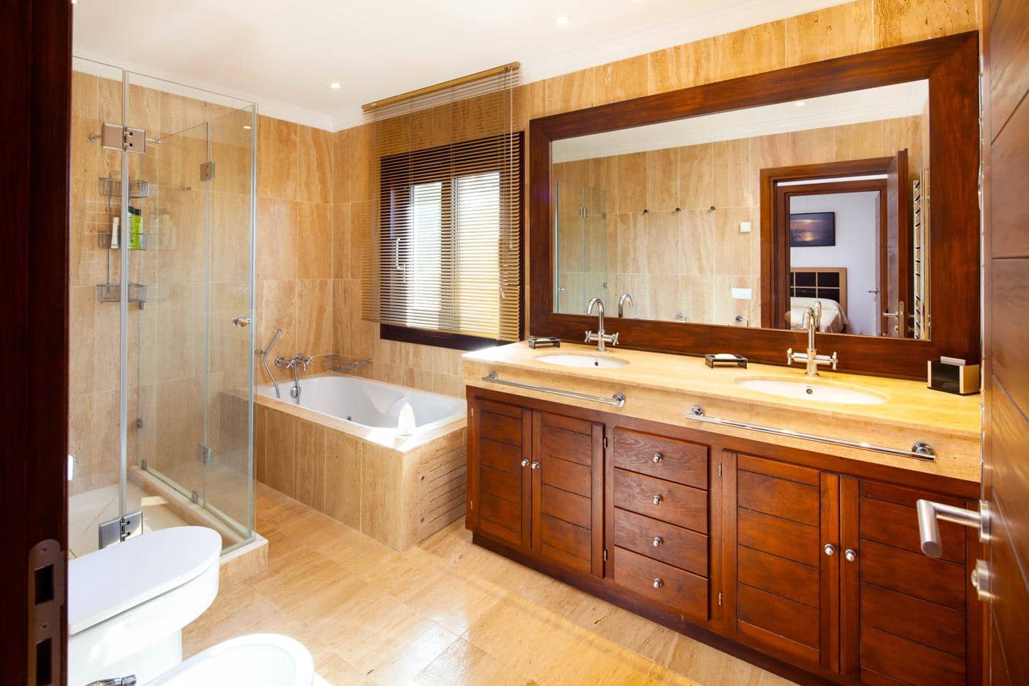 8 quarto Moradia para venda em El Paraiso com piscina garagem - 13 500 000 € (Ref: 8859905)