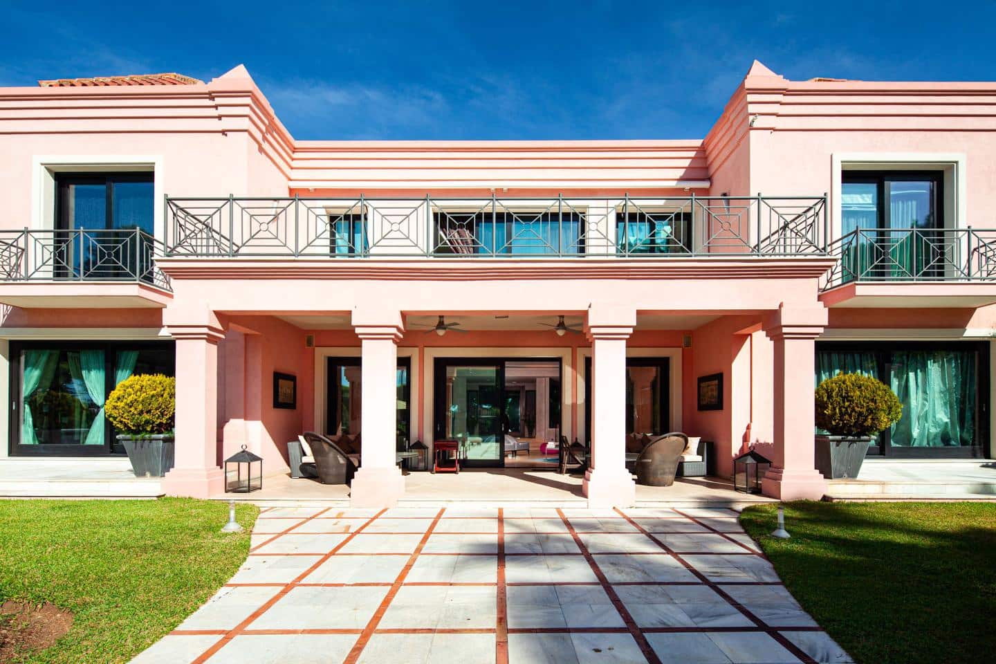 8 quarto Moradia para venda em El Paraiso com piscina garagem - 13 500 000 € (Ref: 8859905)