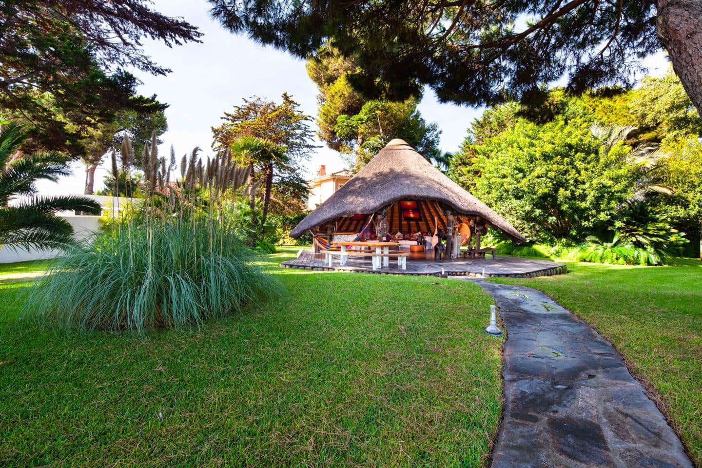 8 quarto Moradia para venda em El Paraiso com piscina garagem - 13 500 000 € (Ref: 8859905)