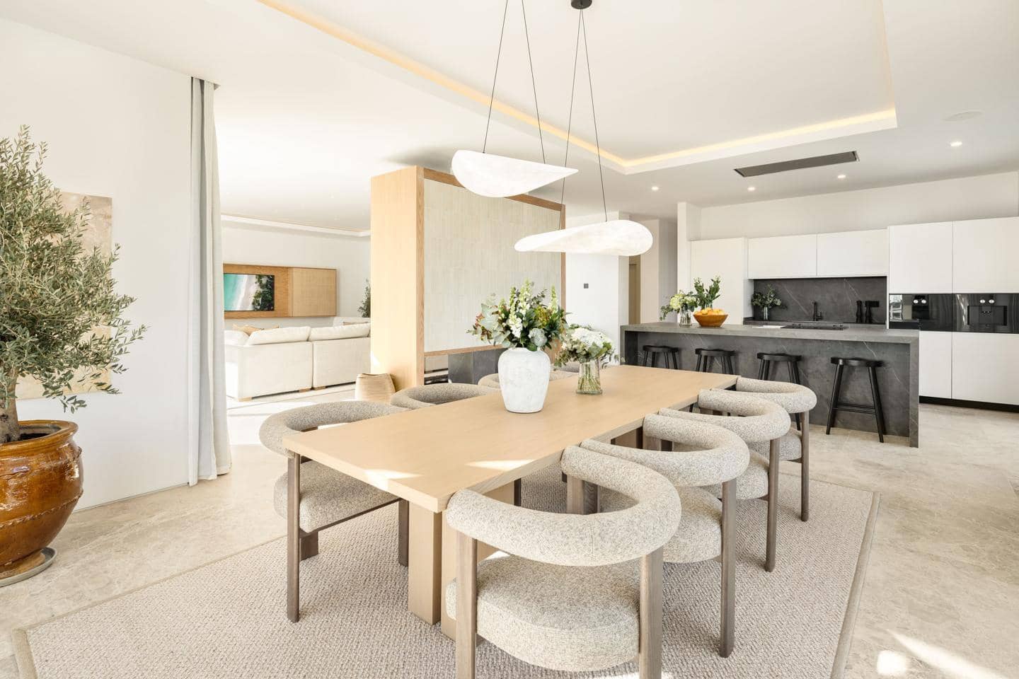 6 slaapkamer Villa te koop in Marbella met zwembad garage - € 10.950.000 (Ref: 8859908)