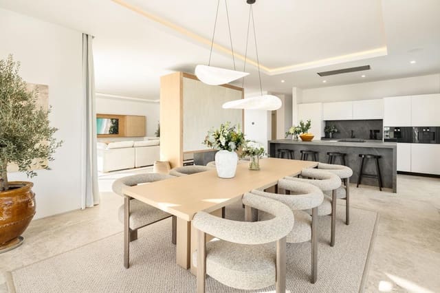 6 soverom Villa til salgs i Los Naranjos, Marbella med svømmebasseng garasje - € 10 950 000 (Ref: 8859908)