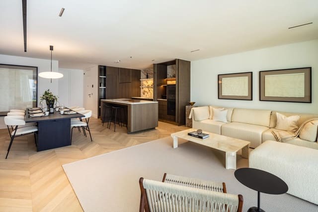 Piso de 3 habitaciones en Lomas De Marbella, Marbella en venta con piscina garaje - 4.295.000 € (Ref: 8859909)